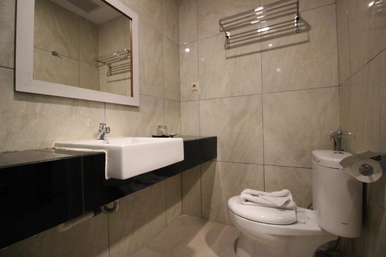 Xtra Hotel Bengkulu Exterior foto